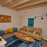 Son Of A Hostal *
